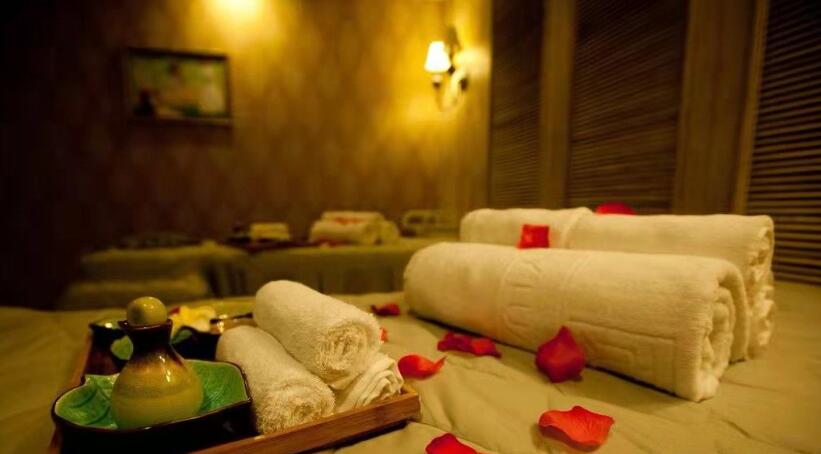 成都青羊高端水疗spa会馆就这样带着清风月静抚慰了光阴悲喜